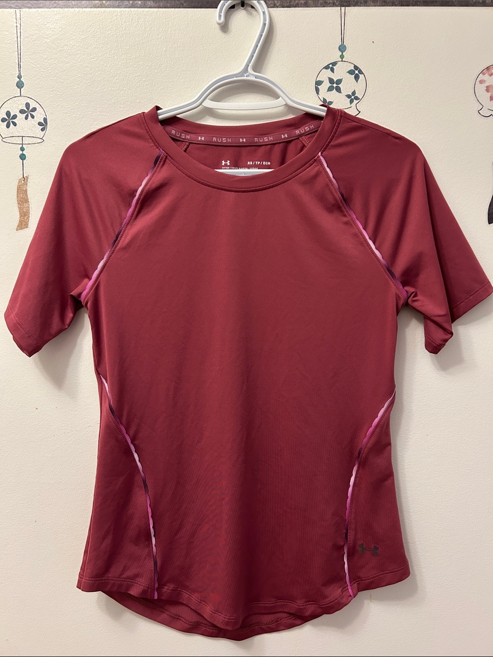 Under Armour Women's Maroon Short Sleeve Performance Tee with Pink Contrast